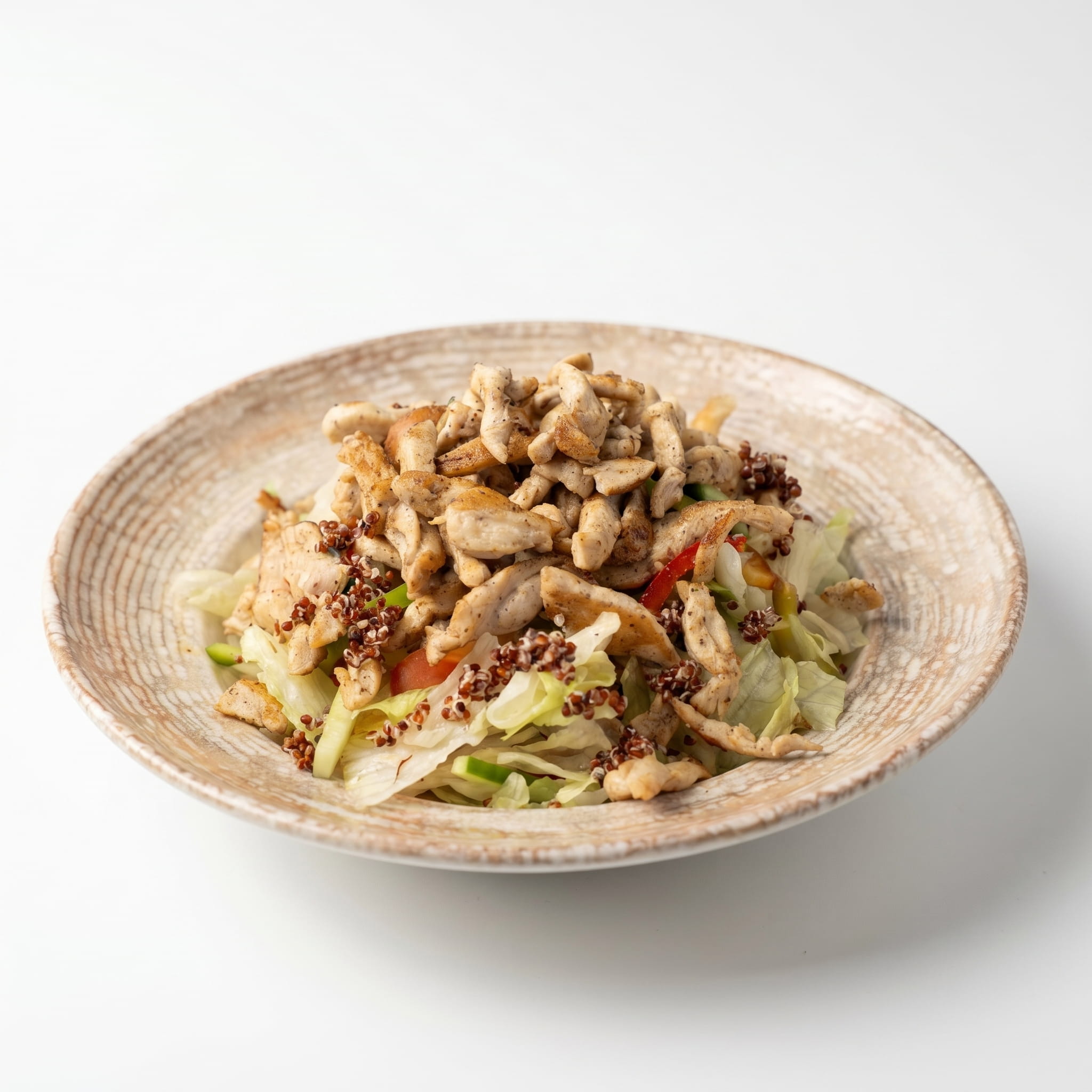 Kinoalı Tavuklu Salata